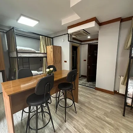 Moon Hostel Istanbul